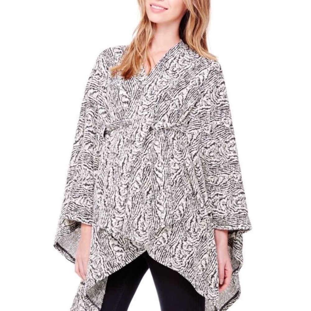 Ingrid and Isabel Maternity Nursing Cozy Wrap